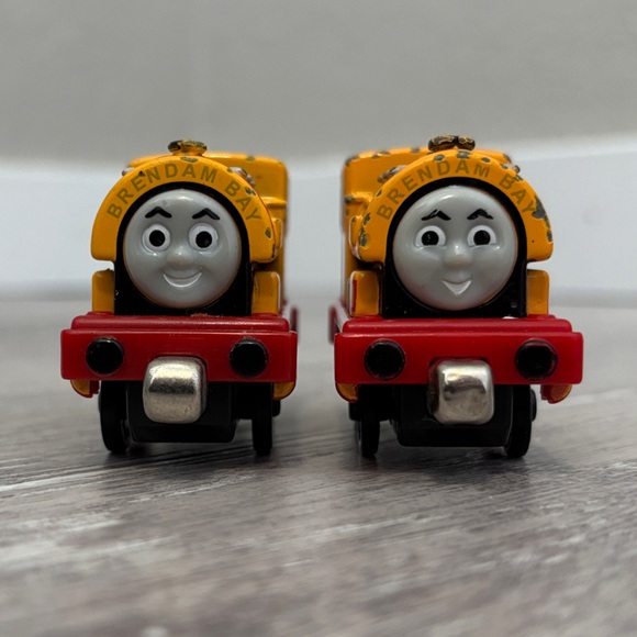 Diecast Bill and Ben with Magnets - Picture 2 of 8